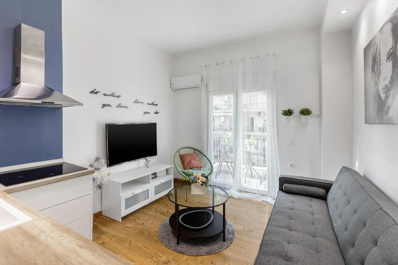 Nava Apartment In The Center Of Thessaloniki