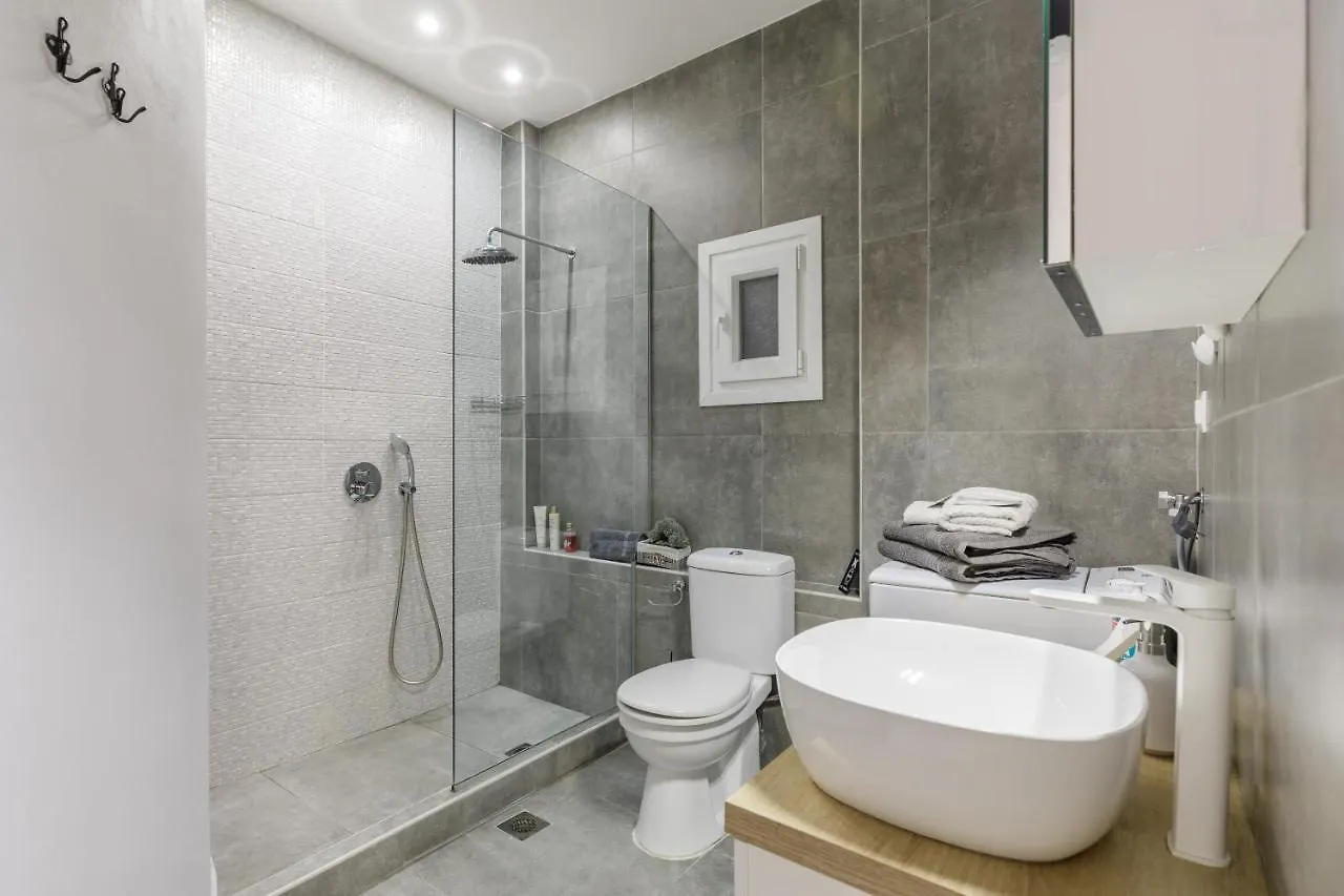 Nava Apartment In The Center Of Thessaloniki 0*,  Griechenland